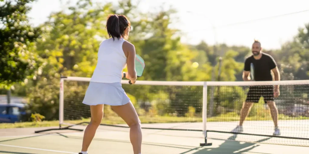 How to Play Singles in Pickleball
